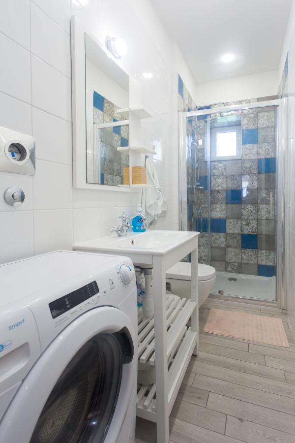 Beach Apartment Korina Sumpetar Extérieur photo