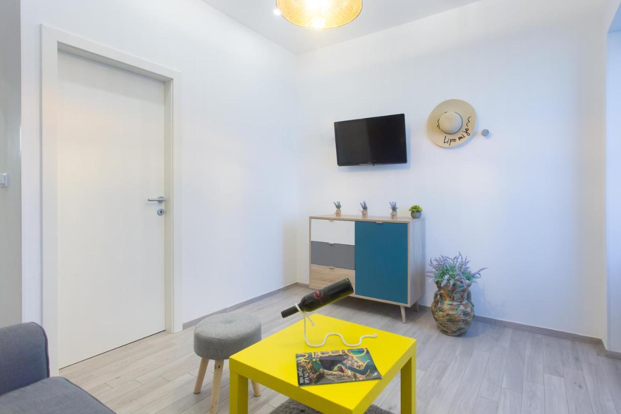 Beach Apartment Korina Sumpetar Extérieur photo